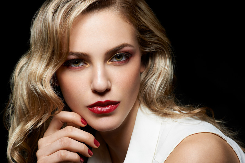 Female model photo shoot of Regarding Makeup