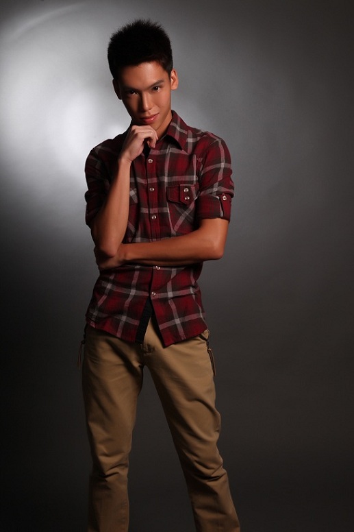 Male model photo shoot of Alvin Yong