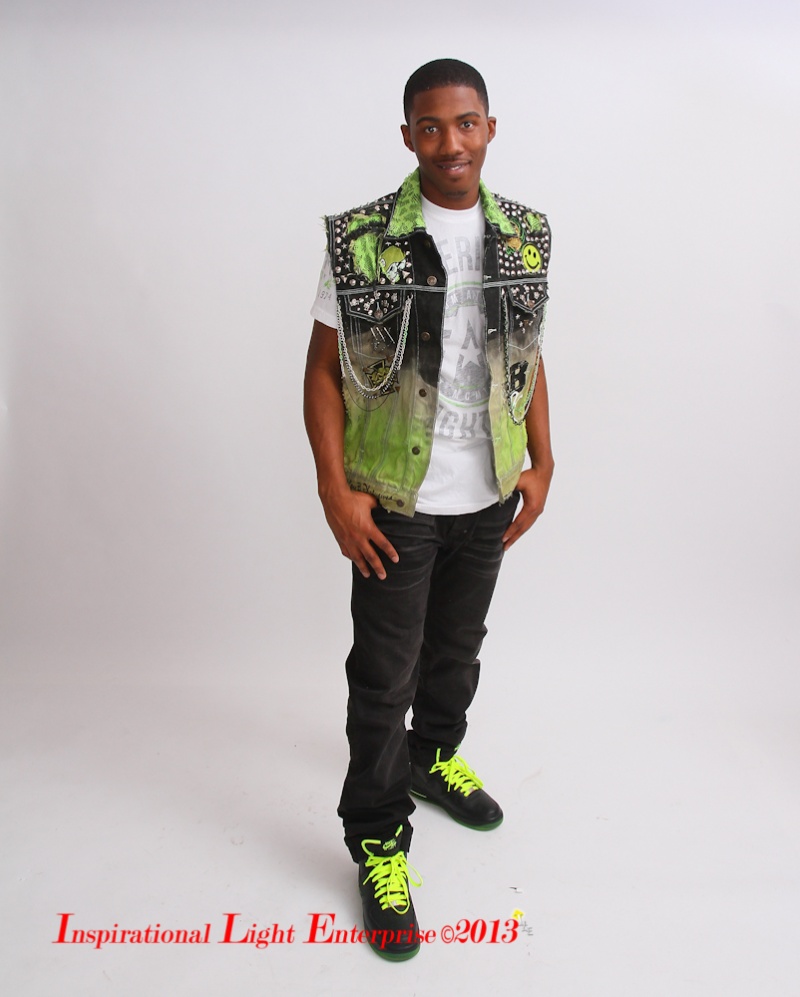 Male model photo shoot of Toney Jones