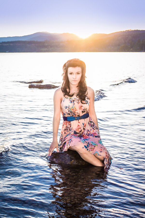 Female model photo shoot of Darla Rich in Coeur d'Alene Lake