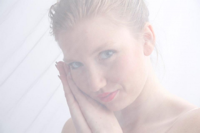 Female model photo shoot of Steph Allison
