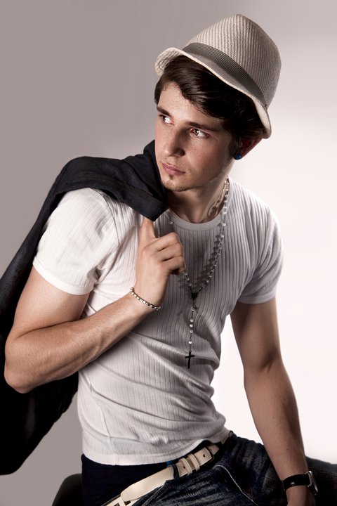 Male model photo shoot of Jonny Max