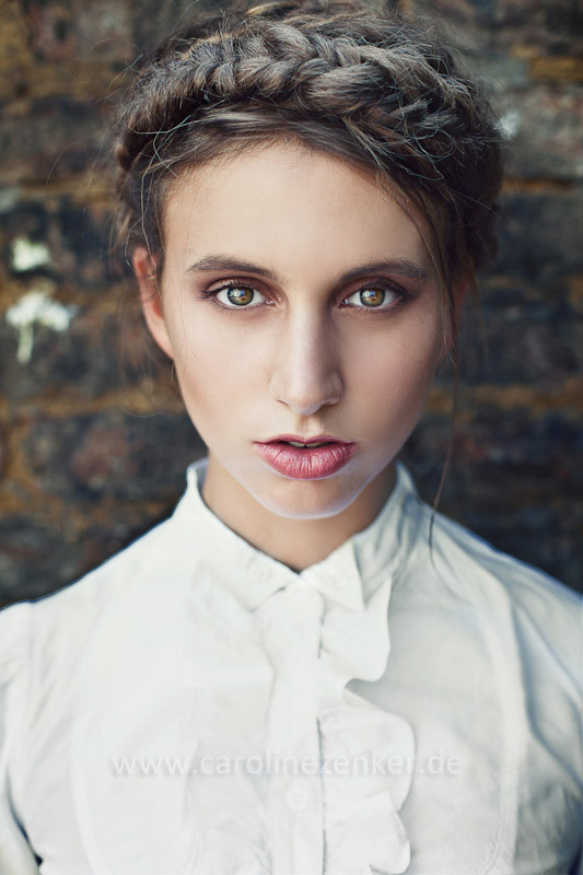 Female model photo shoot of Caroline Zenker