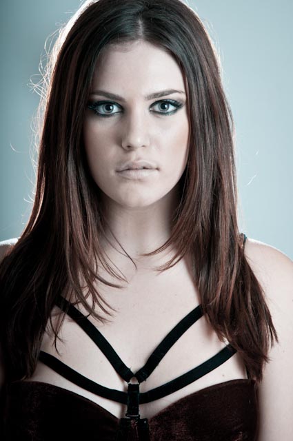 Female model photo shoot of Tiffany Cartwright