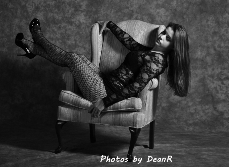 Female model photo shoot of Lexi J2000 by Photos by DeanR