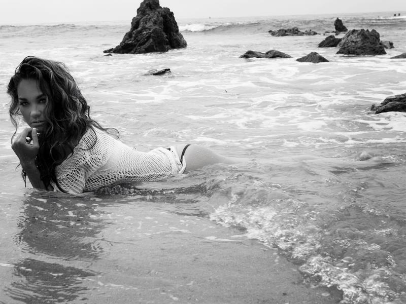 Female model photo shoot of Gloria Hill in Corona Del Mar