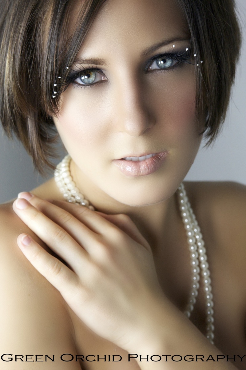 Female model photo shoot of Jessica Serralta MUA