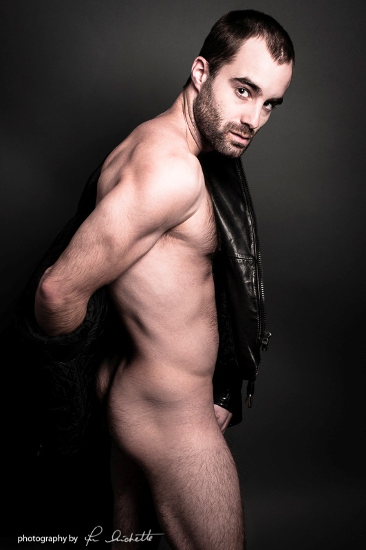 Male model photo shoot of Jonathan Dufour