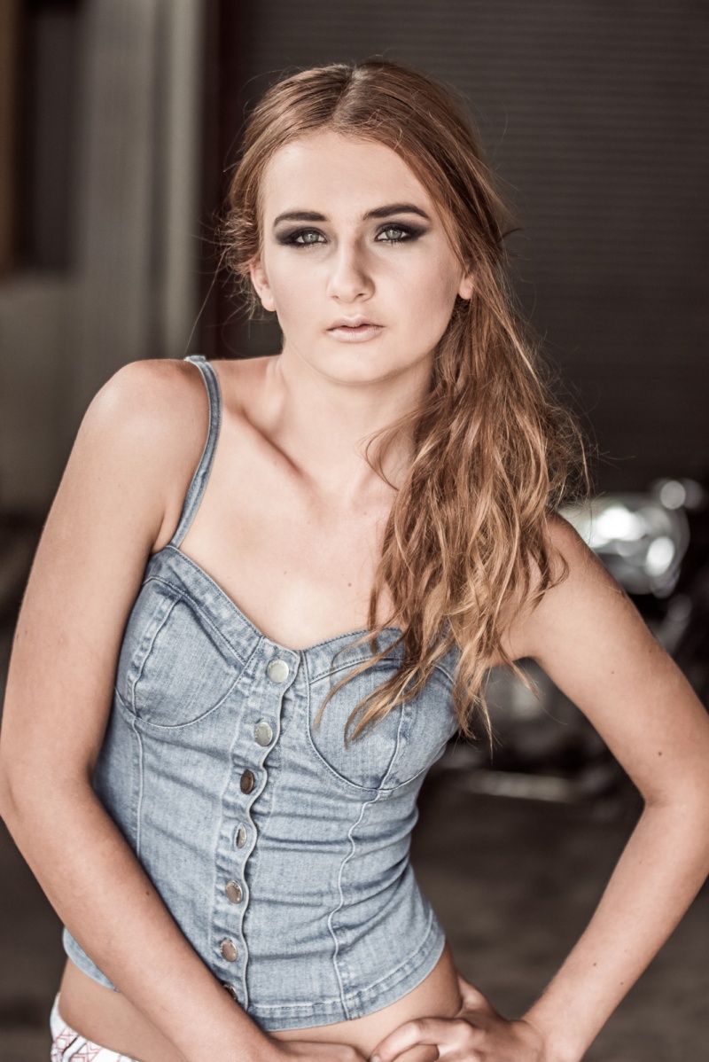 Female model photo shoot of Michaela Turancova 