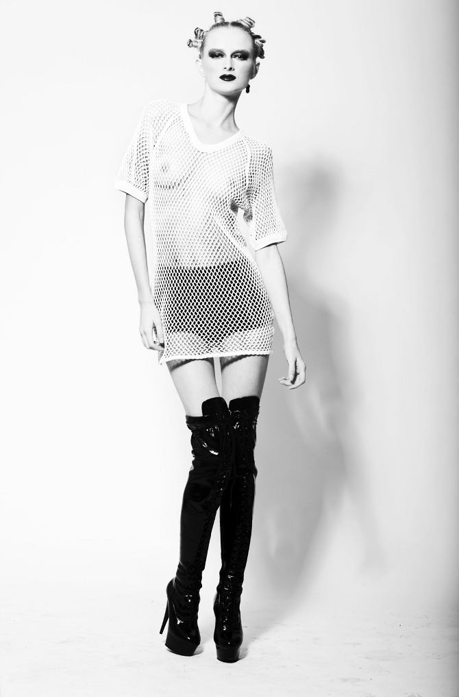 Female model photo shoot of Kelly Love Stylist 