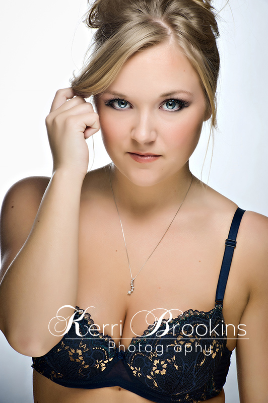 Female model photo shoot of Kerri Brookins