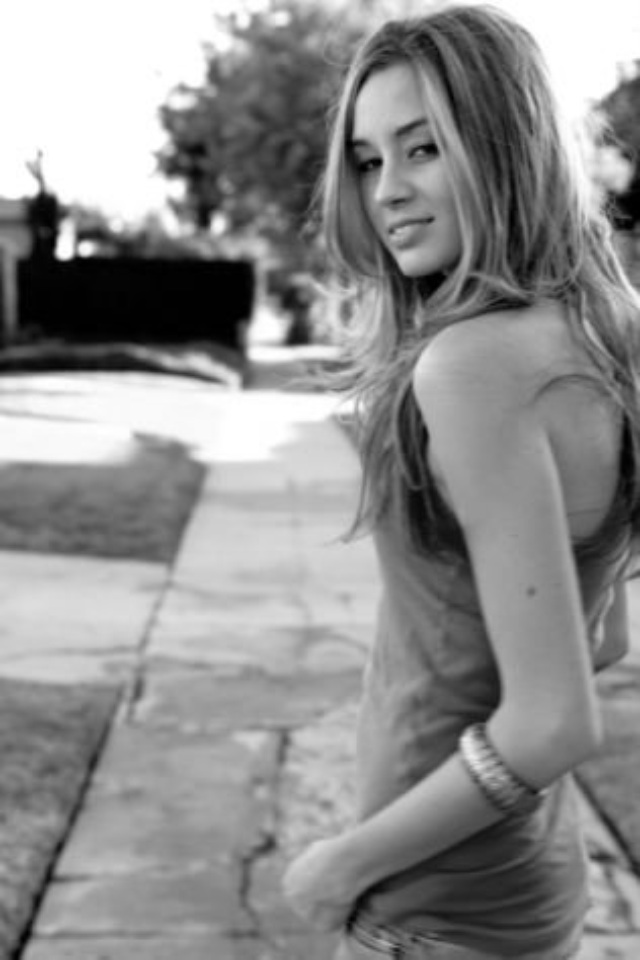 Female model photo shoot of Leslie Wahlstrom in West Hollywood, CA
