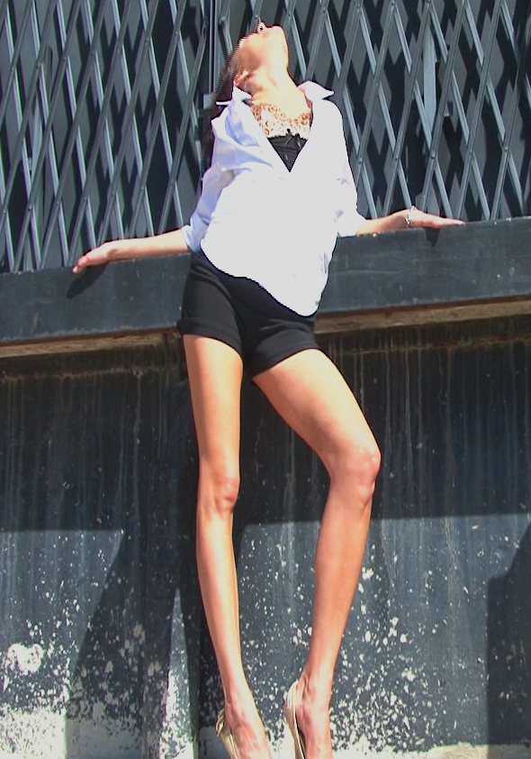 Female model photo shoot of Brooklyn Nile
