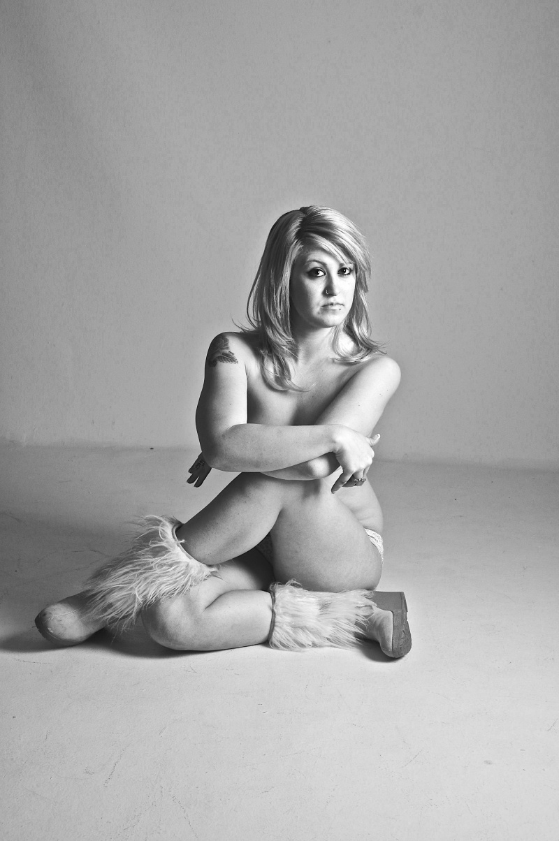 Female model photo shoot of Katy Harper in Roger's imagaing... Marietta, Ohio