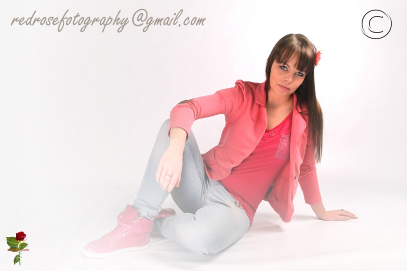 Female model photo shoot of rachel egley