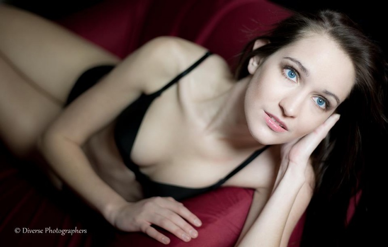 Female model photo shoot of LaurenKeach