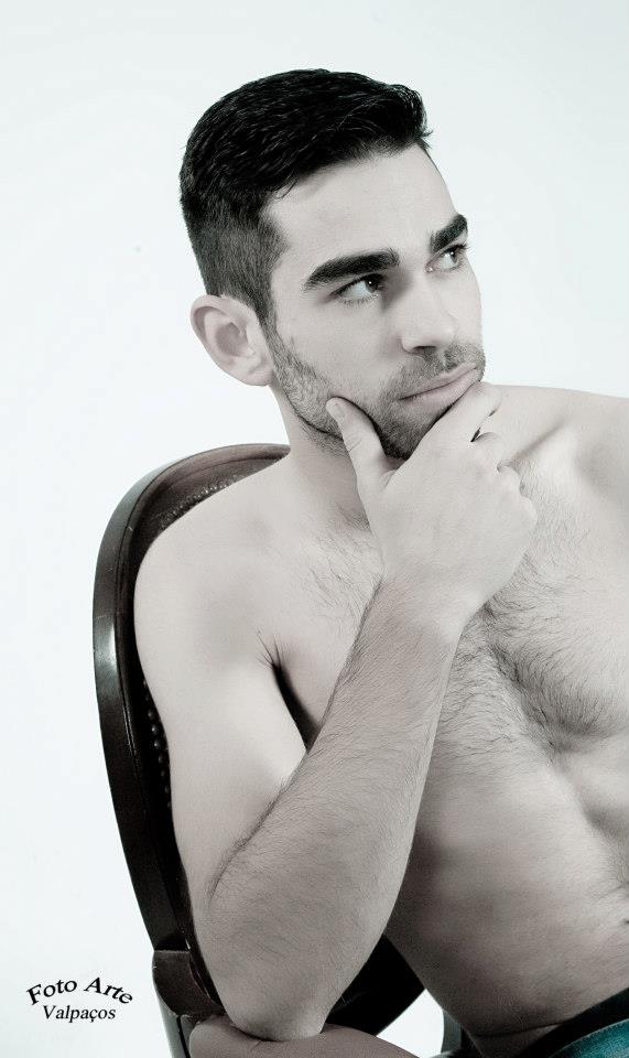 Male model photo shoot of Davide Mendes in Valpaços