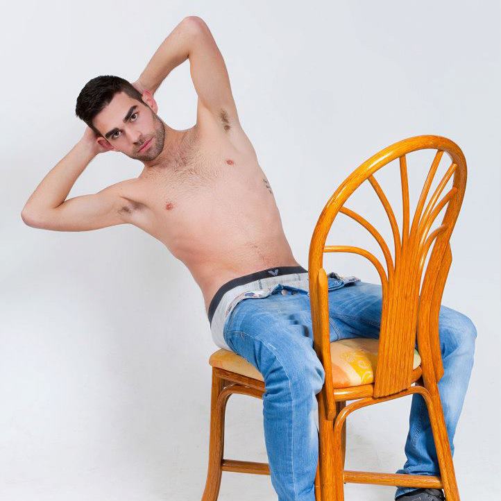 Male model photo shoot of Davide Mendes in Valpaços