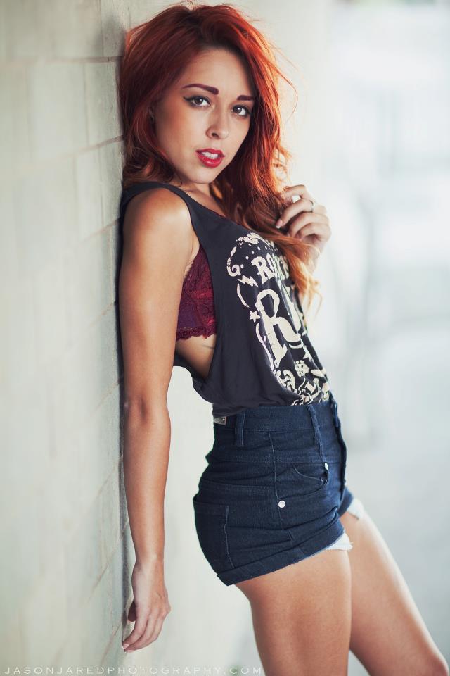 Female model photo shoot of Laiza54
