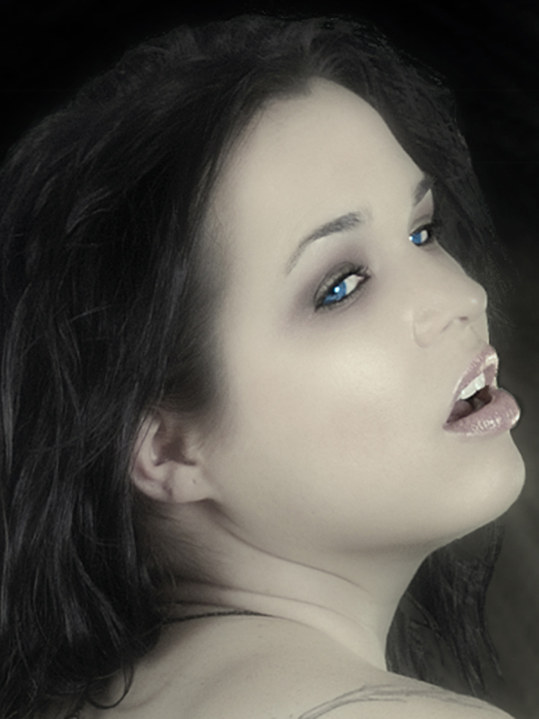 Female model photo shoot of Airis Dark