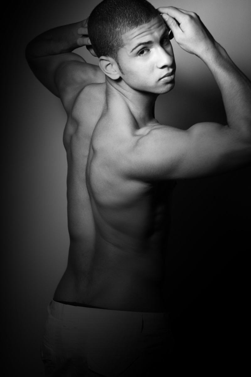 Male model photo shoot of Christopher Lantigua