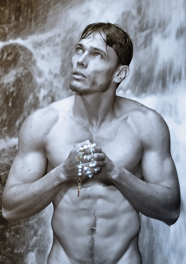 Male model photo shoot of Naor Perez in Peñuelas