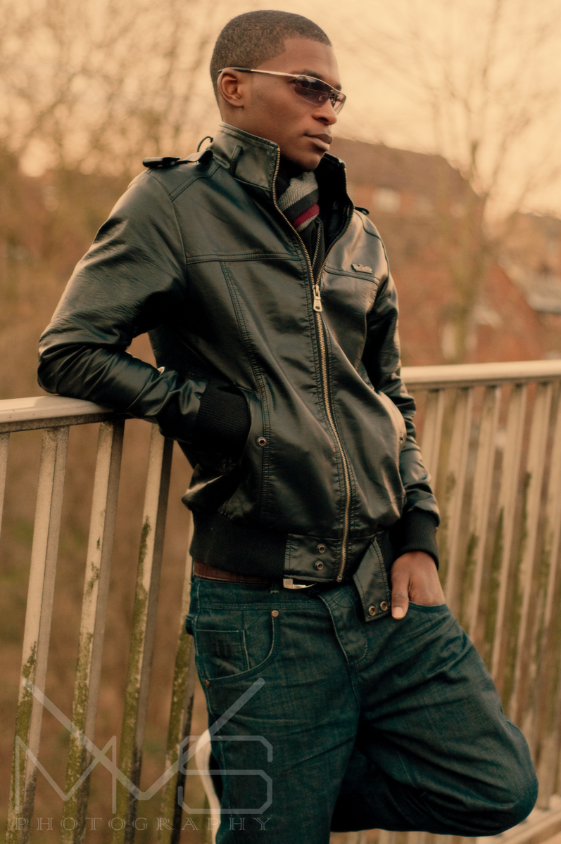 Male model photo shoot of Marvelouz in Luton