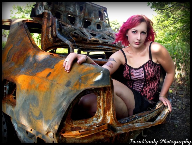Female model photo shoot of ToxicCandyPhotography