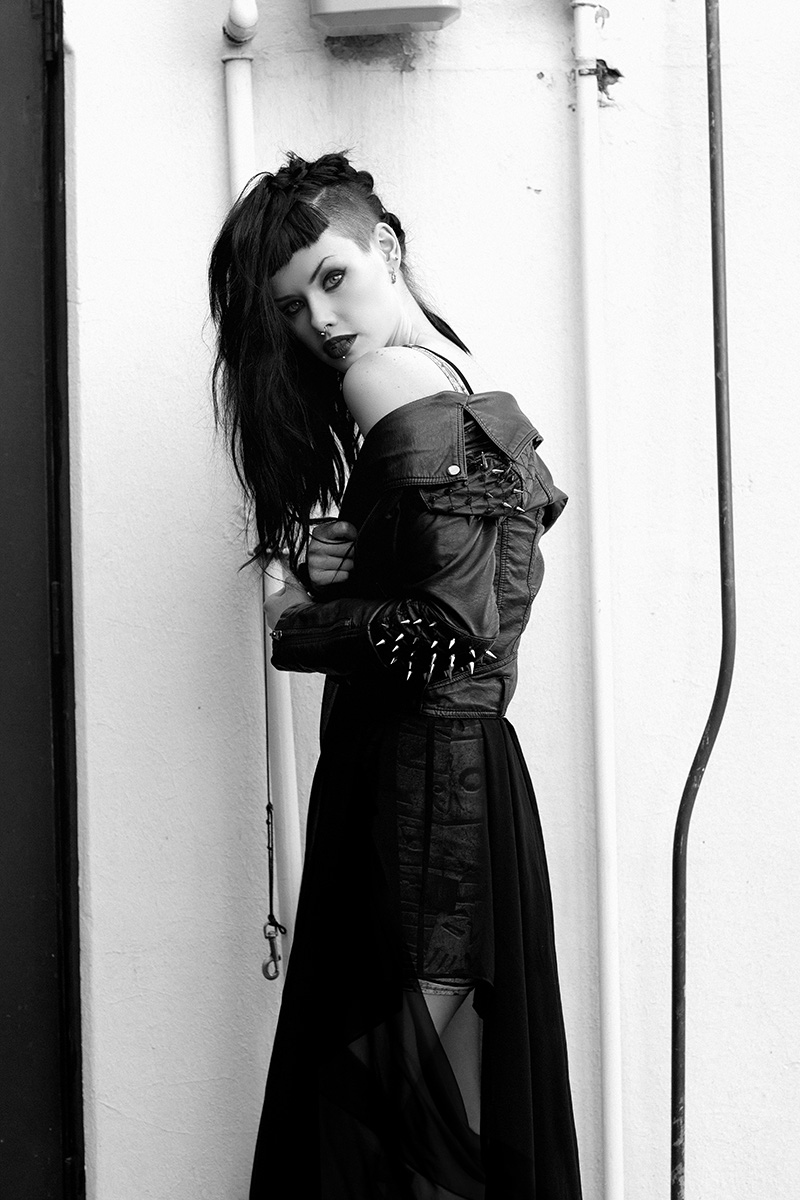 Female model photo shoot of Alice K
