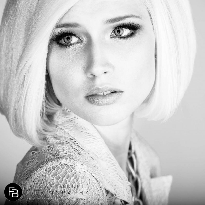 Female model photo shoot of Chelsea Lynn Hansen by Fred Bennett