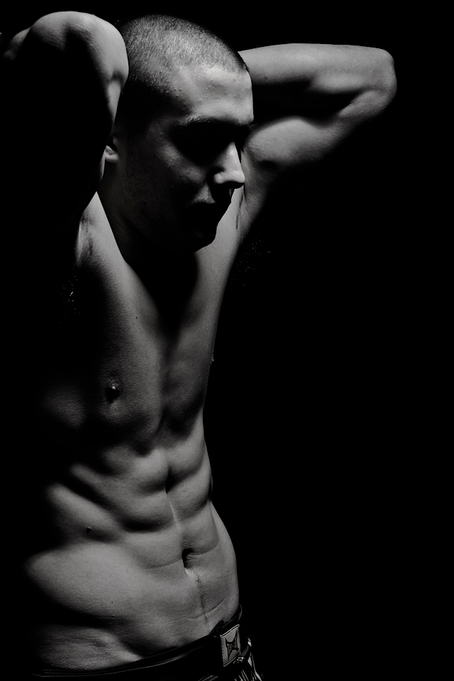 Male model photo shoot of Justin Pingston