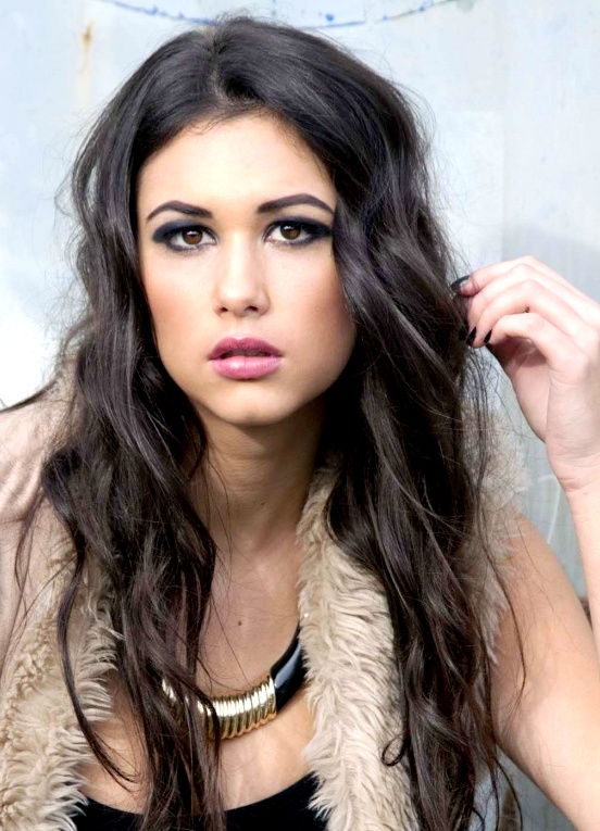 Female model photo shoot of AmyLM by Kym Houston Photography, makeup by Caroline Cornejo MUA