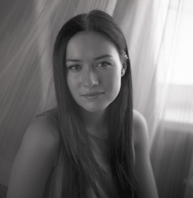 Female model photo shoot of Mariia Mykhailova