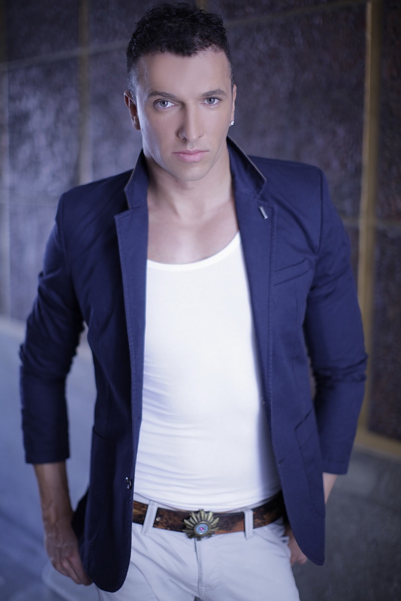 Male model photo shoot of Milovan Djurovic