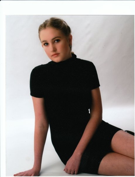 Female model photo shoot of Cassandra Jean MacManus