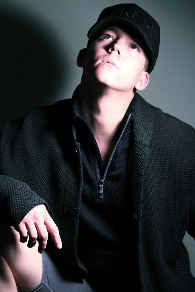 Male model photo shoot of Michael Oliphant 