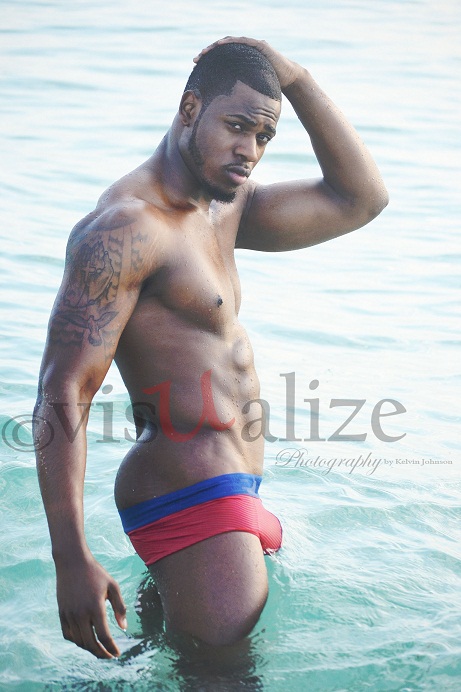 Male model photo shoot of Matt Louis by visUalizephotography  in Miami, FL