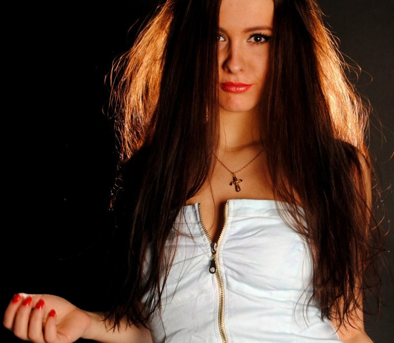 Female model photo shoot of AllaTih