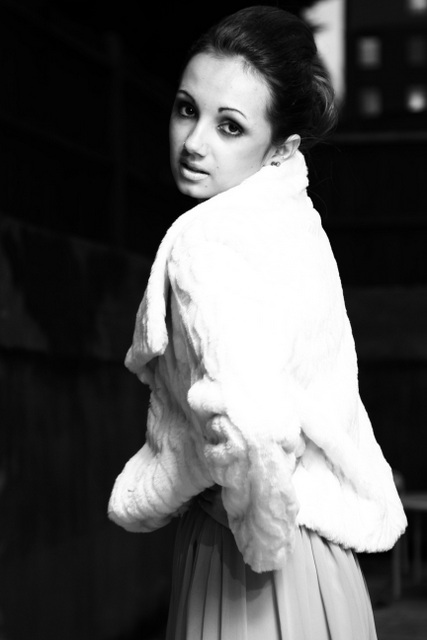 Female model photo shoot of Rebecca Rowlands in London School of Modelling
