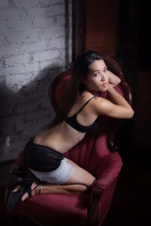 Female model photo shoot of Dale Shieh