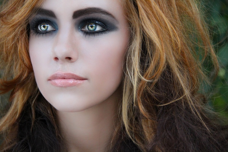 Female model photo shoot of Leksa and Teagen Holzhauser, makeup by Metamorphosis Artistry