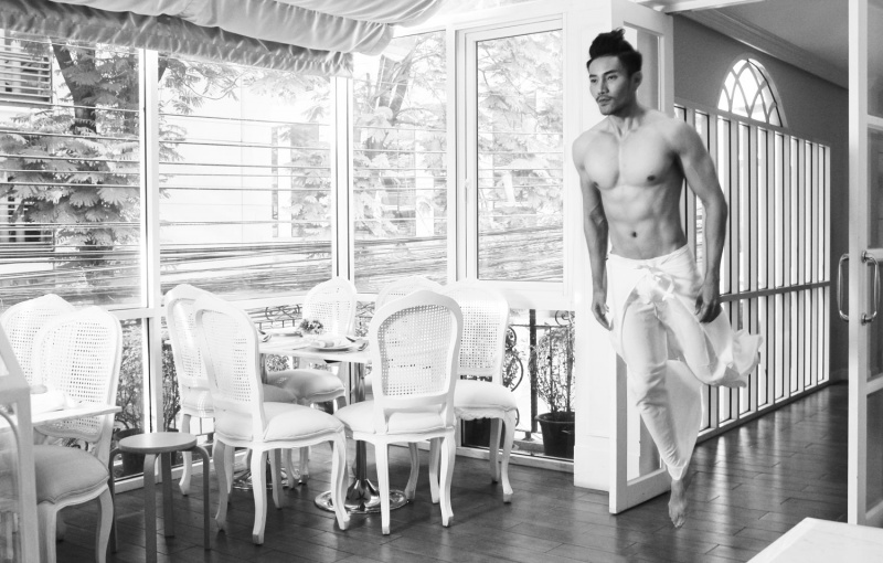 Male model photo shoot of Yoseph Ade Setiawan in Bangkok