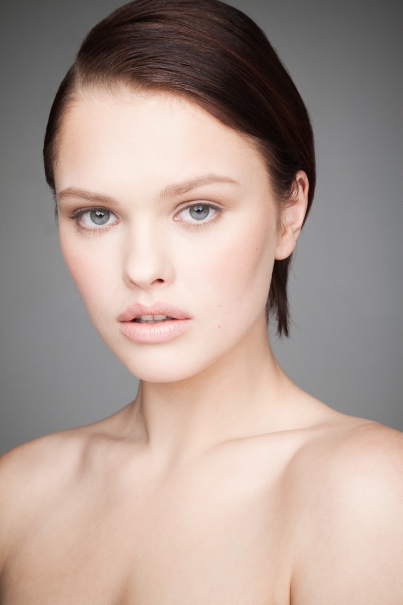 Female model photo shoot of Marina Bergmann in Barry McCall Studio