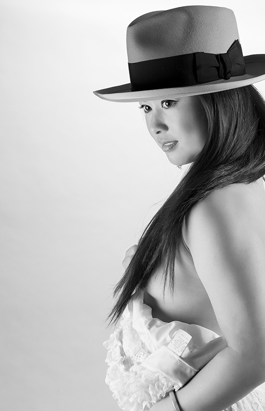 Female model photo shoot of Lia Jade