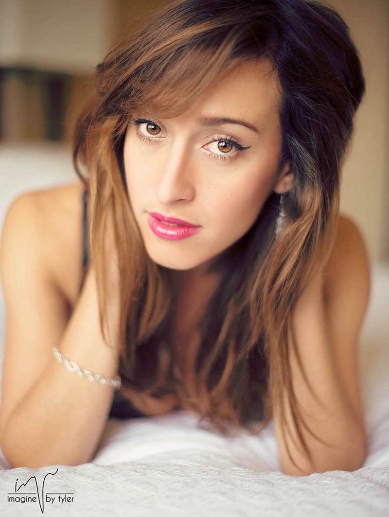 Female model photo shoot of Alisia Marie by imaginebytyler