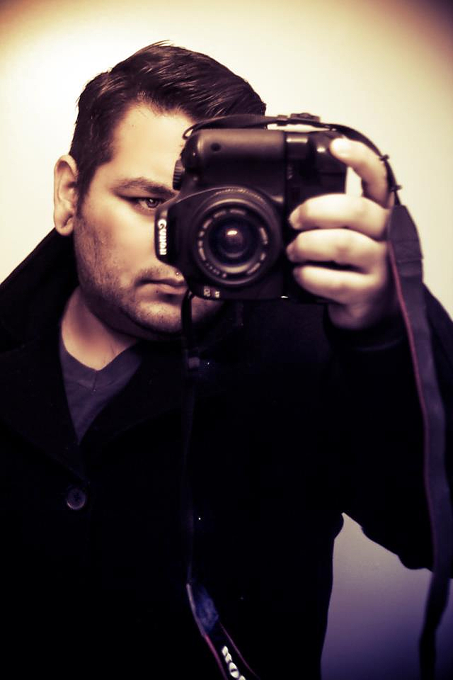 Male model photo shoot of iLoveGRaFiX Photography