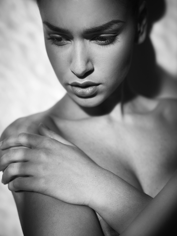 Male model photo shoot of Brett Harkness