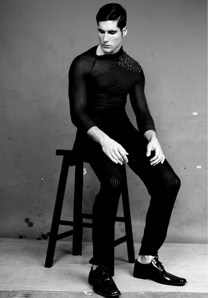 Male model photo shoot of Adrian Herrero