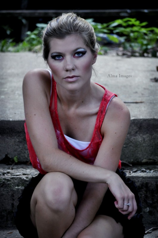 Female model photo shoot of Alma Images in Ohio