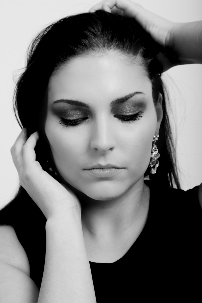 Female model photo shoot of Laura I Levine